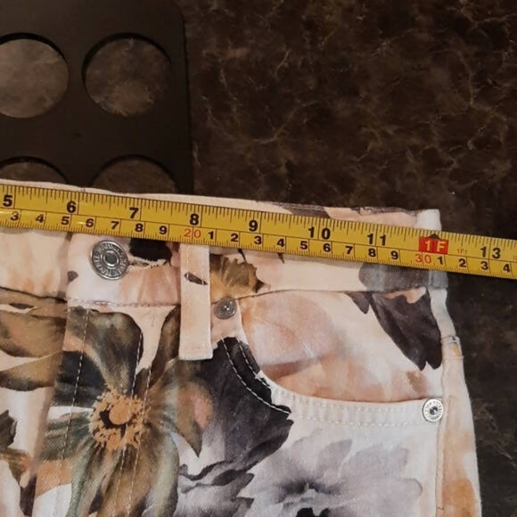 7 For All Mankind Cropped Floral Printed Skinny Jeans - Picture 9 of 10